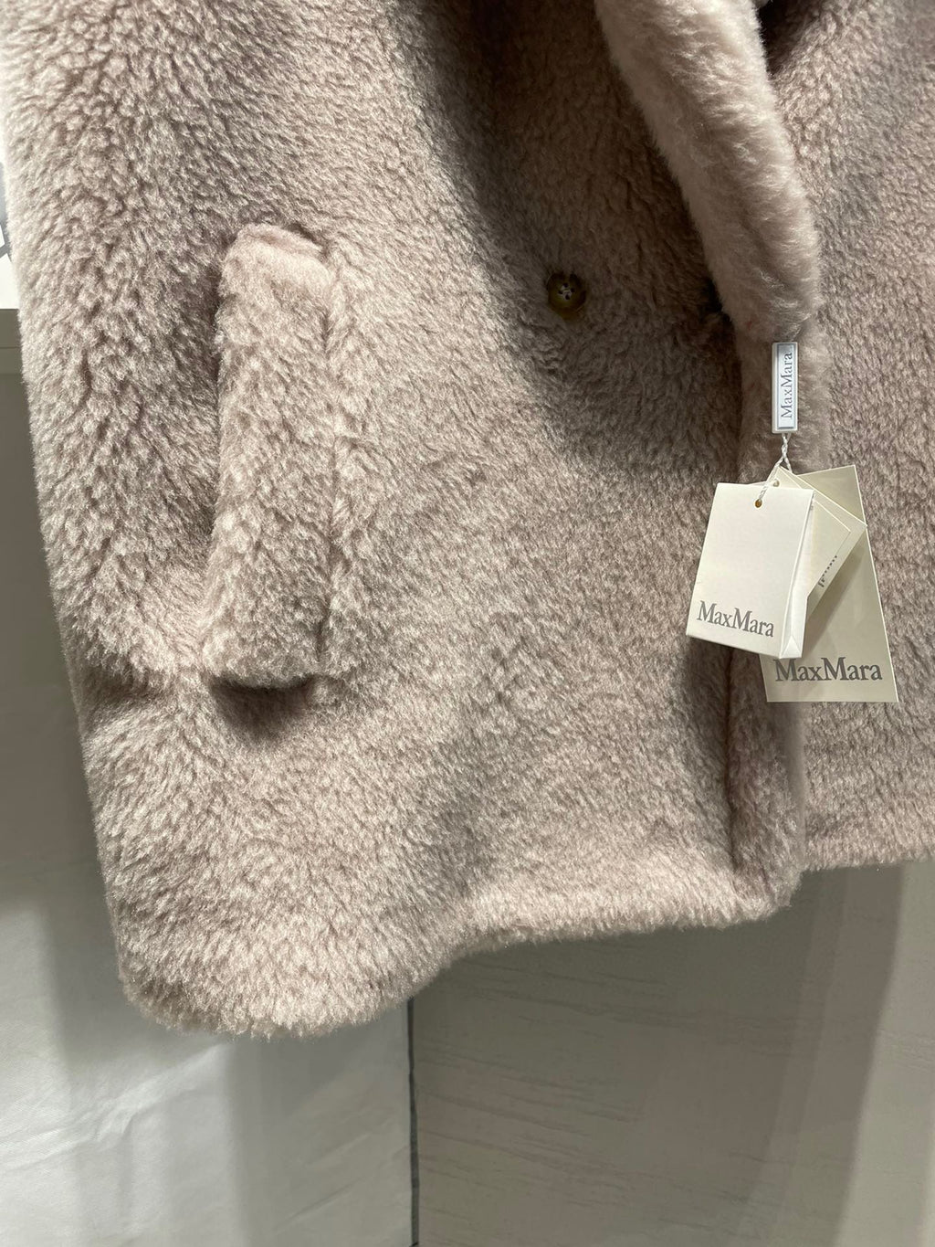 MAX MARA 25S SLEEVELESS TEDDY VEST 99550
