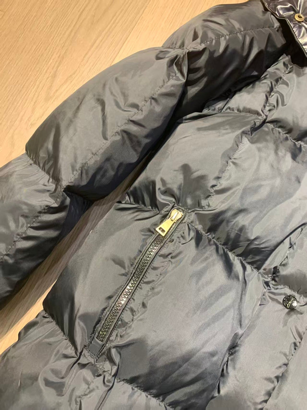 HOODED LONG PUFFER JACKET IN BLACK