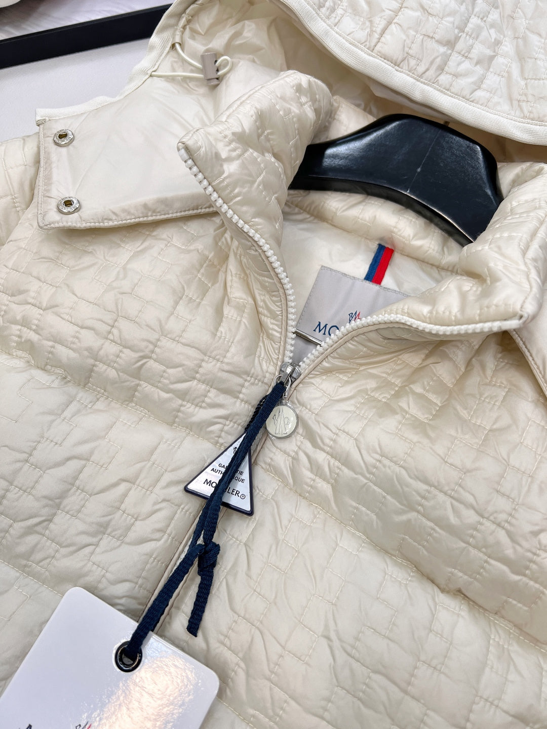 MONCLER 25S PUFFER JACKET 309