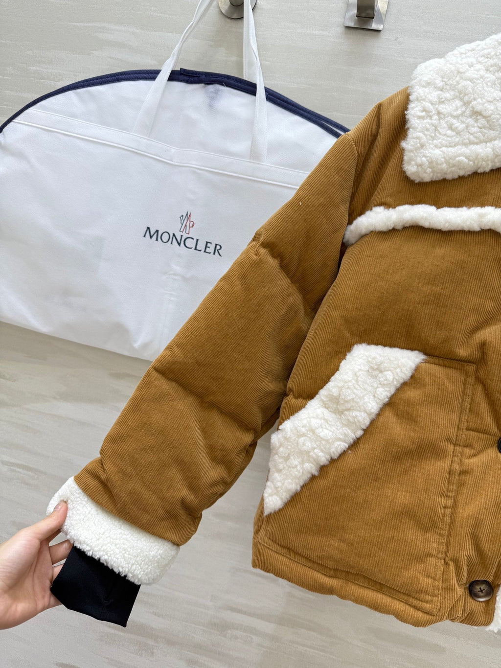 MONCLER 25S VELVET FUR JACKET 306104