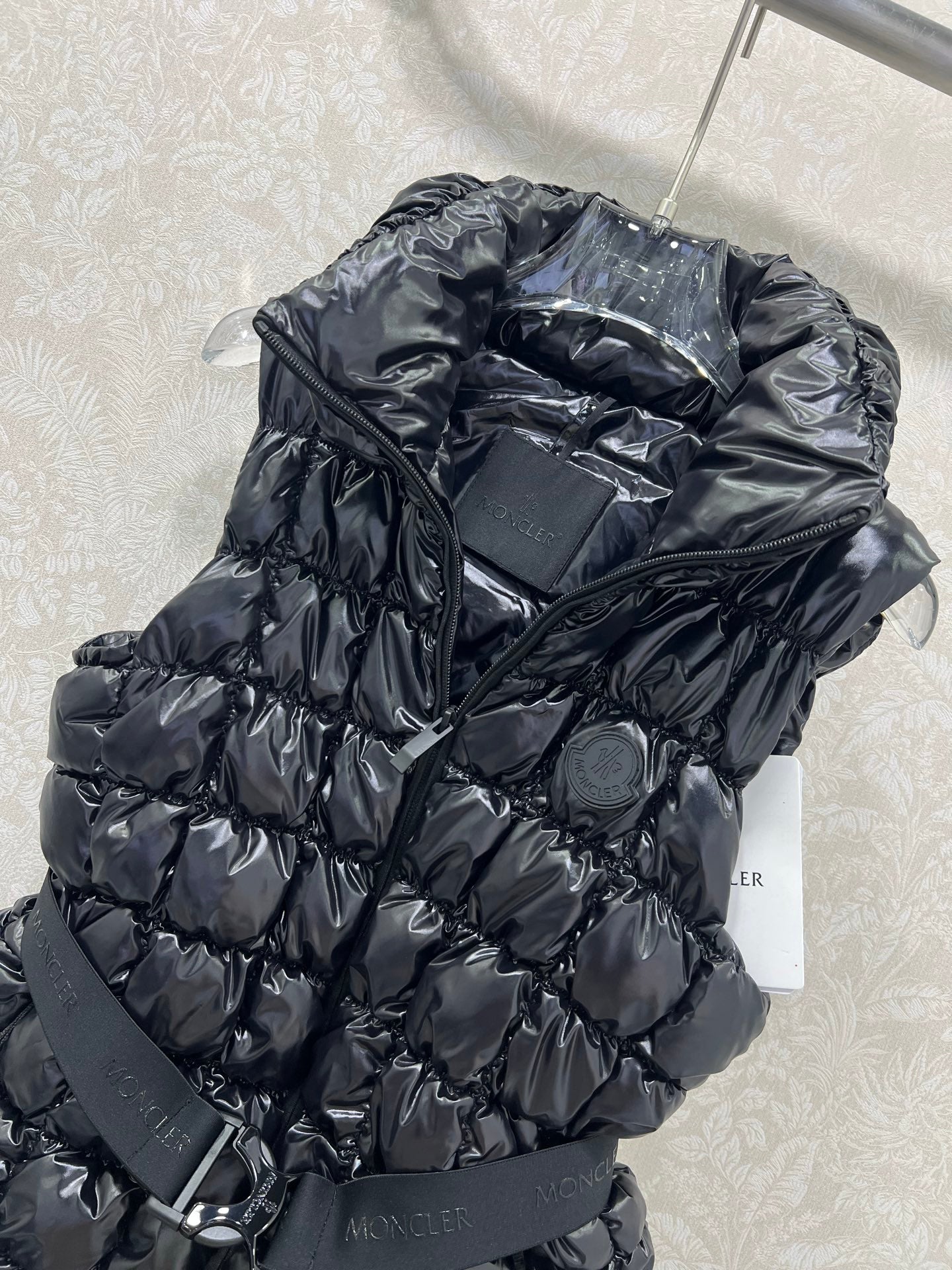 MONCLER 25S JACKET IN BLACK 102