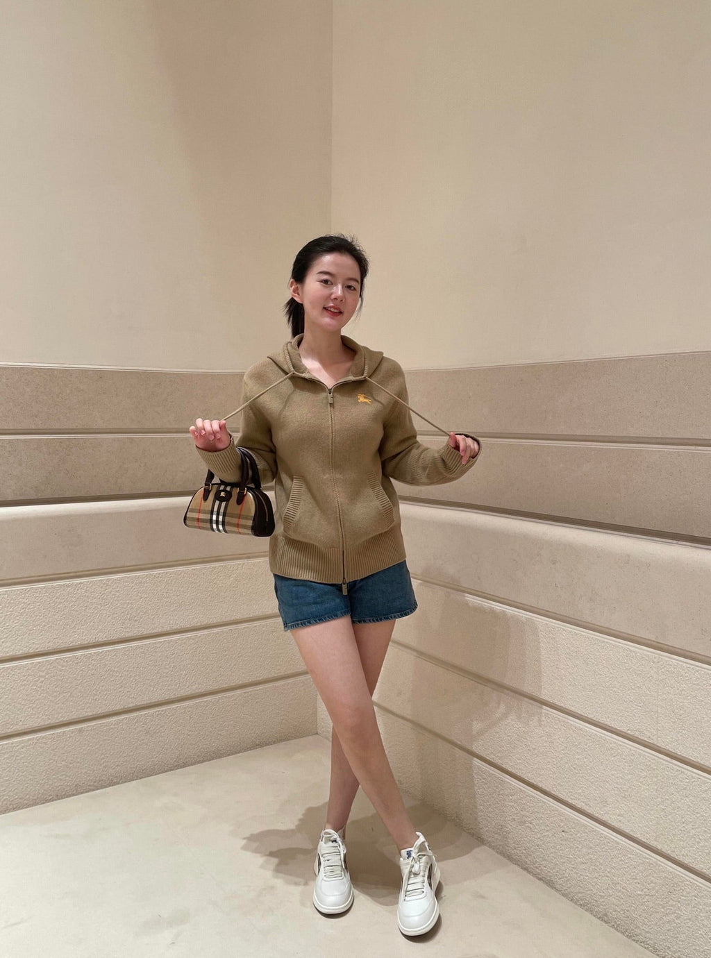 BURBERRY 25S KNITTED ZIP-UP JACKET 082
